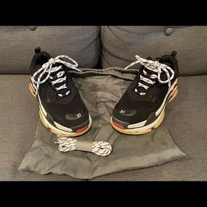 Balenciaga Triple S